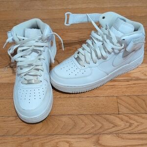 Nike White Air Force 1 Mid Sneakers Iconic Comfort